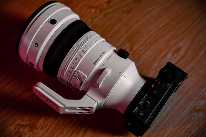 Sigma 200mm F/2 DG OS Sports gồm 19 thấu kính trong 14 nhóm