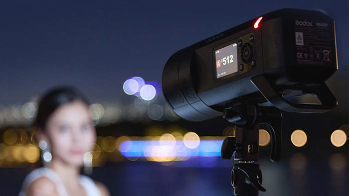 Flash Godox AD400Pro II hỗ trợ chỉnh nhiệt độ màu từ 2800K – 6000K