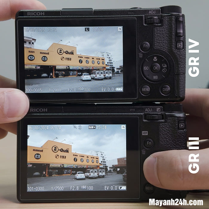 Cả Ricoh GR III và GR IV đều sử dụng LCD 3.0 inch với độ phân giải 1.04 triệu điểm và thiết kế cố định