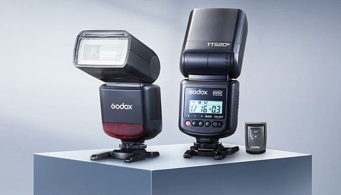 Godox TT520III là mẫu đèn flash thuộc dòng Thinklite nổi tiếng của Godox