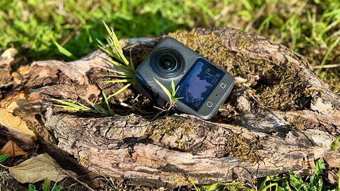 DJI Osmo 360 sở hữu kích thước chỉ 61 x 36.3 x 81mm cùng trọng lượng 183 gram