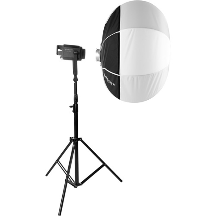 Nếu bạn muốn ánh sáng mềm mại và tản đều, đèn softbox là lựa chọn lý tưởng