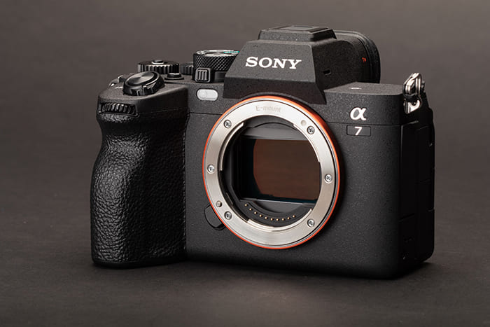 Sony A7 IV sở hữu cảm biến CMOS Exmor R Full-Frame 33MP