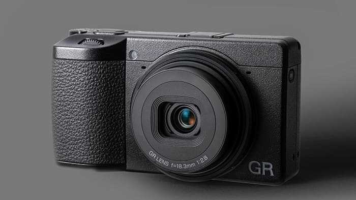 Ricoh GR IV tích hợp nhiều tính năng thông minh như ưu tiên khoảng cách chụp nhanh