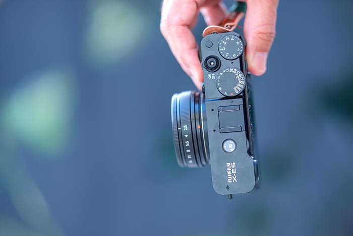 Fujifilm X-E5 hỗ trợ chụp liên tục lên đến 20 fps và dải ISO 125-12800