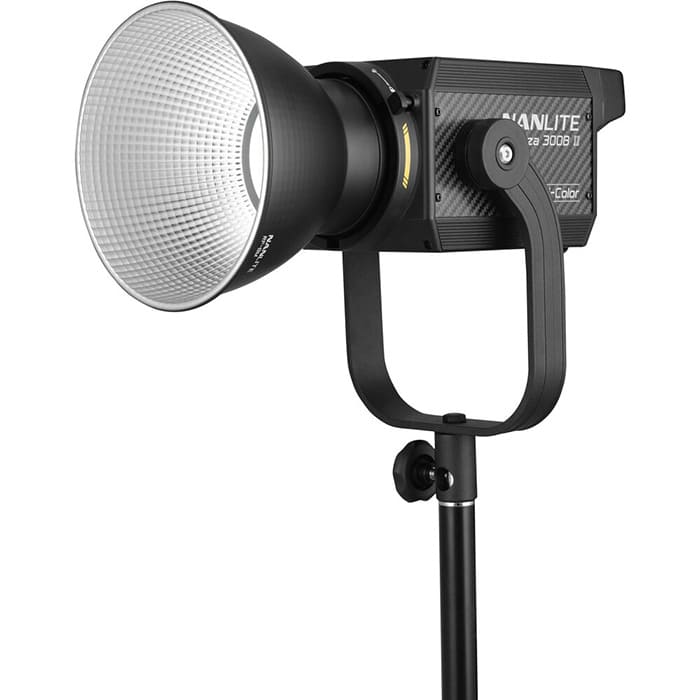 Nanlite Forza 300B II Bi-Color hỗ trợ đầy đủ các phương thức điều khiển hiện đại