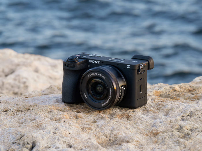 Sony A6700 được trang bị cảm biến APS-C Exmor R BSI 26MP cùng bộ xử lý BIONZ XR mới nhất