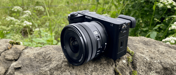Sony A6700 hỗ trợ quay XAVC-S UHD 4K 120p và Full HD 240p với độ sâu màu 10-bit 4:2:2