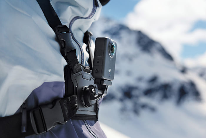 Màn hình cảm ứng 2 inch của DJI Osmo 360 cung cấp phản hồi nhanh chóng