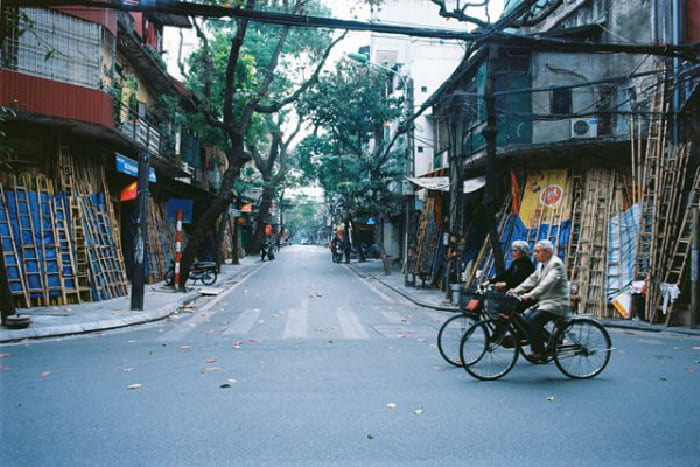 Film mang lại nhịp sống chậm hơn, buộc người chụp phải kiên nhẫn, tập trung và tin vào trực giác