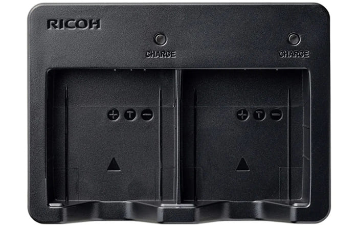 Sạc pin Ricoh BJ-12 được chế tạo với kích thước tối giản