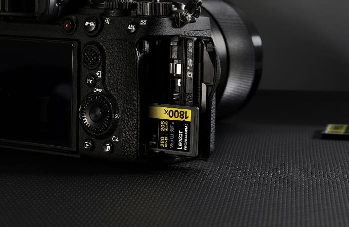 Thẻ nhớ Lexar Professional 1800x 1TB được chế tạo cho môi trường làm việc chuyên nghiệp