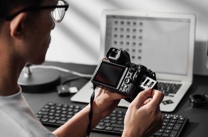 Lexar SILVER CFexpress 1TB hoạt động tốt trên CFexpress Type B và tương thích XQD