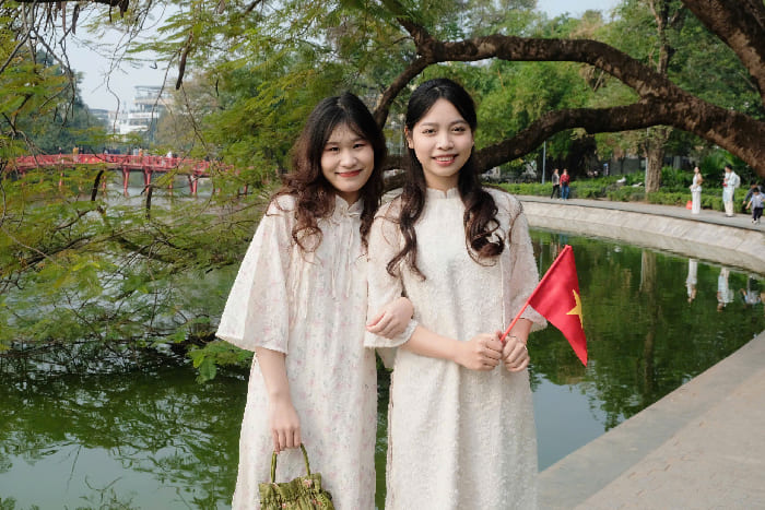 Gen Z chủ động lên ý tưởng concept riêng, phối hợp nhóm hoặc thử nhiều phong cách khác nhau