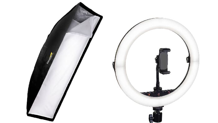 LED panel để có ánh sáng đều và không gây bóng gắt, kết hợp softbox hoặc diffuser để làm mềm sáng cho khuôn mặt