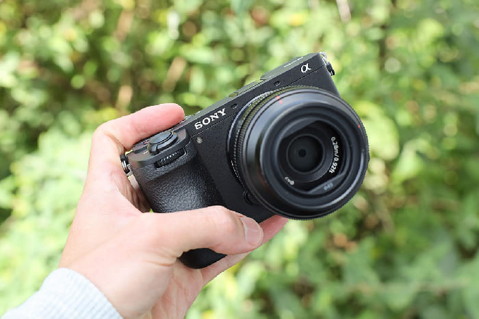 Sony A6400 hỗ trợ quay UHD 4K với chất lượng sắc nét cùng khả năng mở rộng dải tương phản nhờ các profile màu