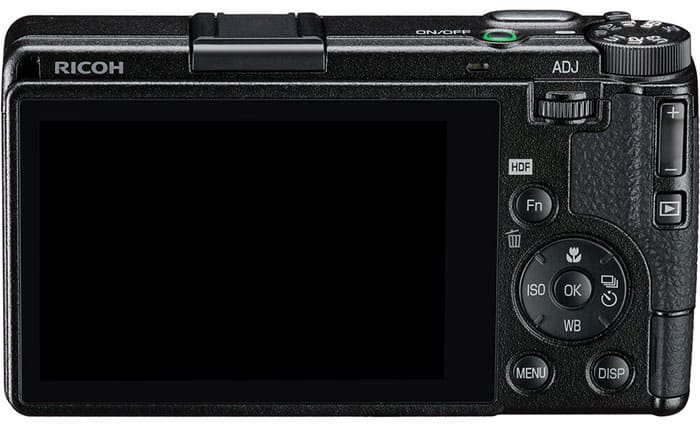 Điểm khác biệt lớn nhất của Ricoh GR IV HDF so với phiên bản tiêu chuẩn nằm ở Highlight Diffusion Filter được tích hợp sẵn