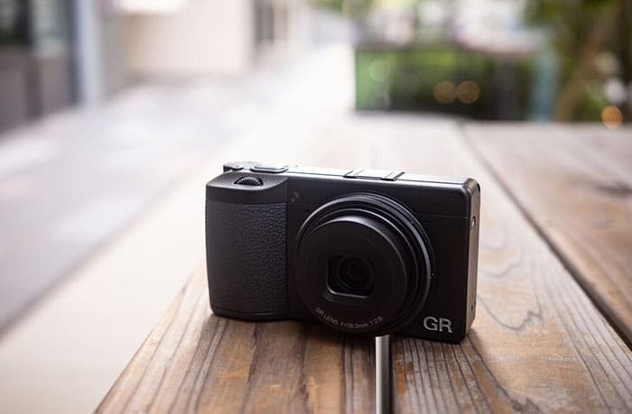 Ricoh GR IV HDF là phiên bản đặc biệt của dòng máy ảnh compact trứ danh Ricoh GR