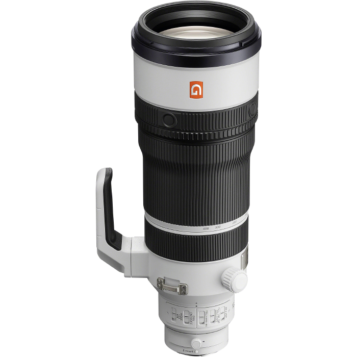 Sony FE 100-400mm f/4.5 GM OSS được phát triển theo tiêu chuẩn G Master nhằm mang lại độ sắc nét cao