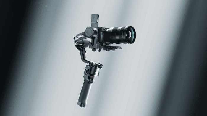 Gimbal sẽ tự động điều chỉnh theo nhiều trục nhằm giảm thiểu rung lắc