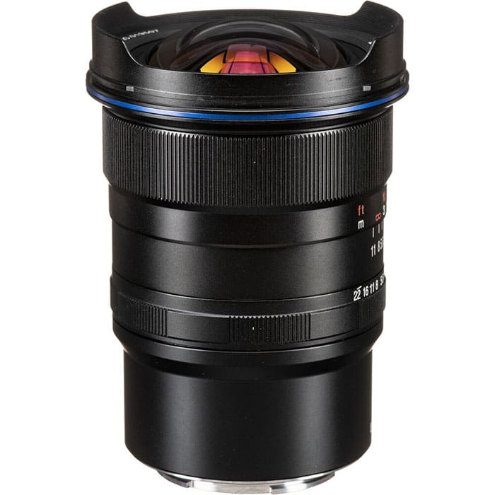 Điểm nổi bật nhất của Laowa 12mm F/2.8 Zero-D nằm ở công nghệ quang học Zero-D (Zero Distortion)