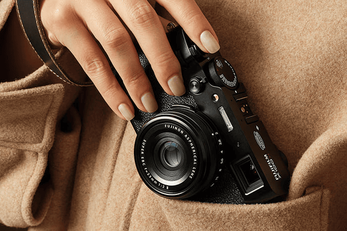 Fujifilm X100VI sở hữu diện mạo gợi nhớ những chiếc máy ảnh truyền thống