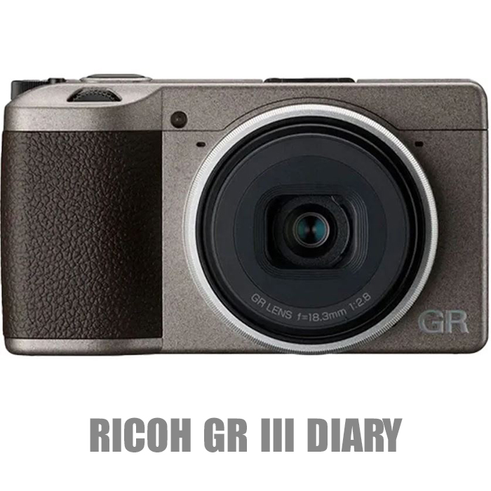 Máy ảnh Compact Ricoh GR III Diary