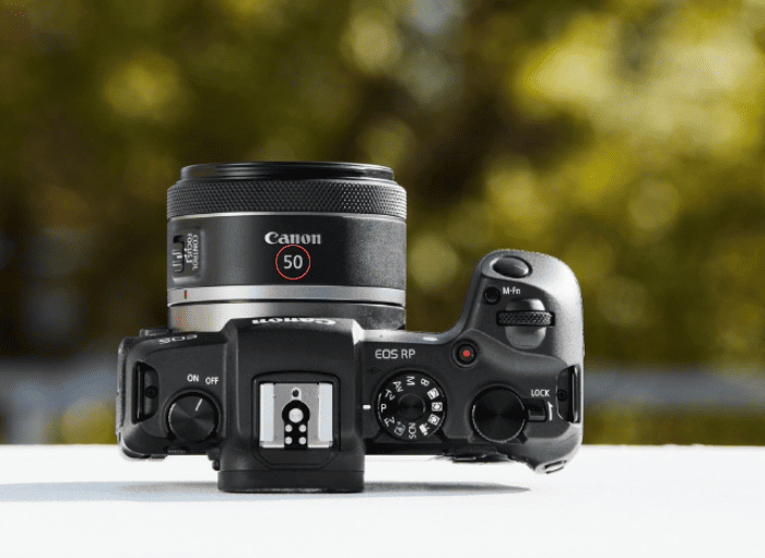 Tiêu cự đóng vai trò quan trọng trong việc định hình phong cách ảnh chân dung