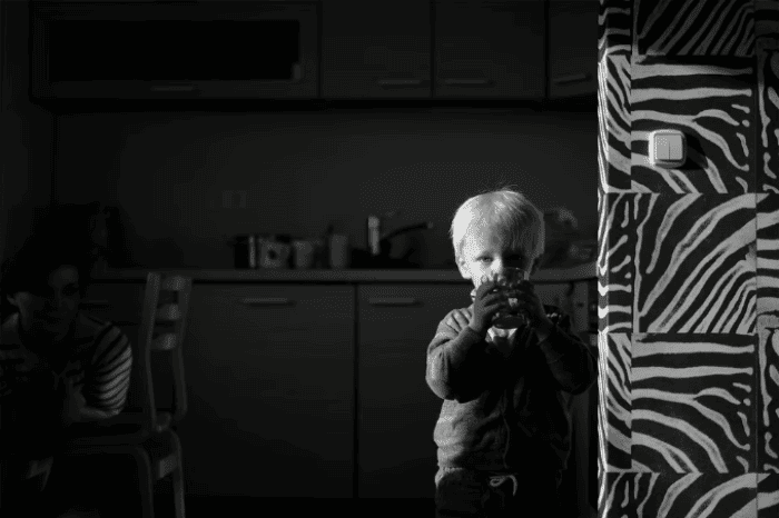 Kỹ thuật này lại giúp tăng độ tương phản, tạo chiều sâu và cảm xúc mạnh mẽ cho ảnh