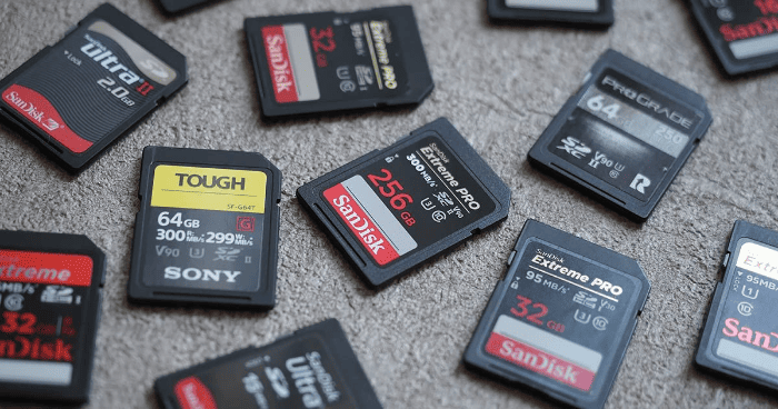 UHS Speed Class là chuẩn tốc độ ghi tối thiểu của thẻ nhớ, thường được ký hiệu bằng chữ U bên trong một hình chữ U