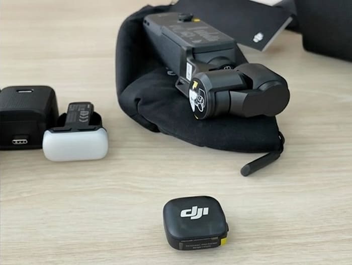 Điểm nhấn tiếp theo chính là sự cải thiện vượt bậc về hệ thống thu âm thông qua việc tích hợp micro DJI Mic 3 thế hệ mới