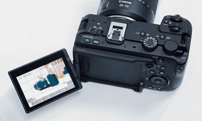 Quan sát Canon EOS R6 V có thể thấy hàng loạt thay đổi nhỏ nhưng mang ý nghĩa lớn đối với quá trình ghi hình