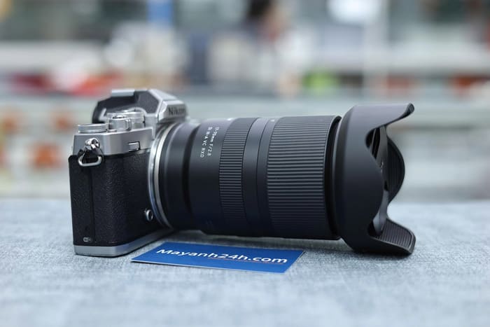 Điểm nổi bật của Tamron 17-70mm là khẩu độ f/2.8 được duy trì từ 17mm đến 70mm