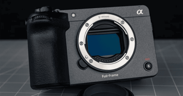 Sony FX5 gây chú ý ngay từ cách Sony định vị sản phẩm