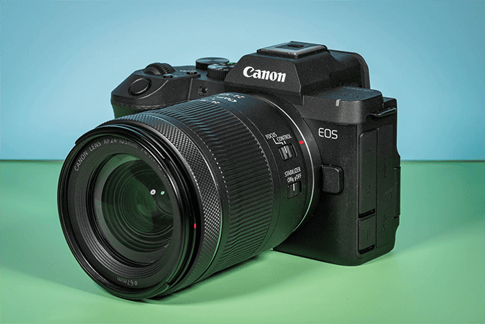 Nếu body là phần tạo nên chất lượng hình ảnh và hiệu năng của combo, RF 24-105mm F/4-7.1 IS STM lại là yếu tố giúp bộ máy trở nên linh hoạt hơn trong sử dụng thực tế