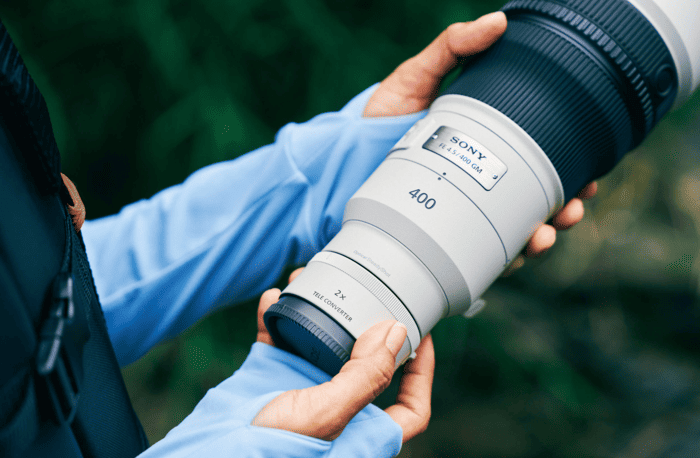 Hệ thống lấy nét tự động trên Sony FE 400mm F/4.5 GM OSS sử dụng hai mô-tơ tuyến tính XD