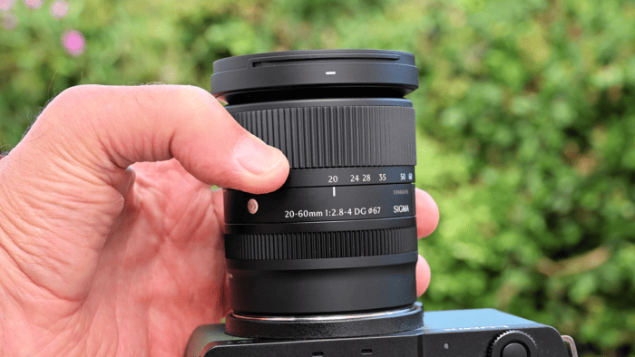 Sigma AF 20-60mm F/2.8-4 DG Contemporary còn hướng đến những người dùng quay video