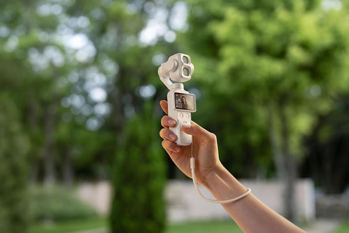 Điểm nâng cấp đáng giá nhất trên DJI Osmo Pocket 4P chính là hệ thống hai camera chuyên biệt