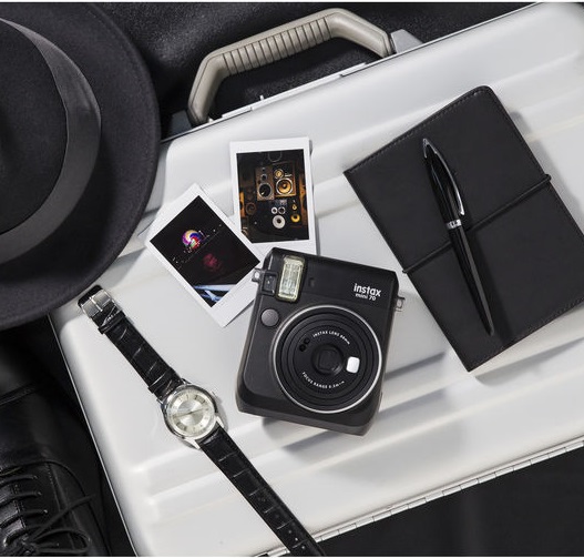 Máy chụp ảnh lấy liền Fujifilm instax mini 70 - Màu đen | Mayanh24h