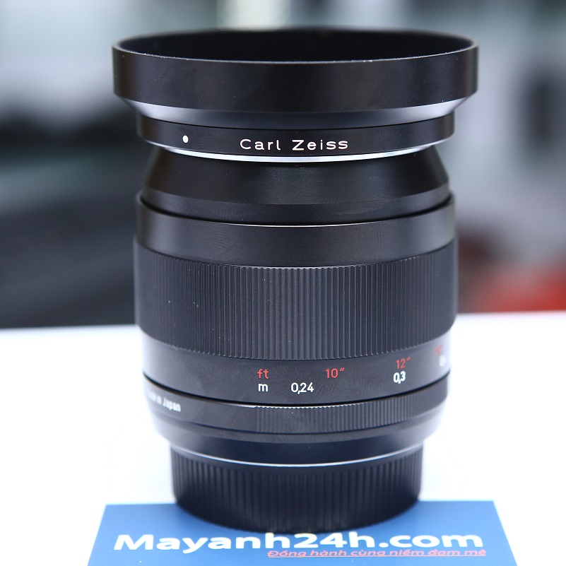 Carl Zeiss Distagon T* 28mm f/2 ZE For Canon