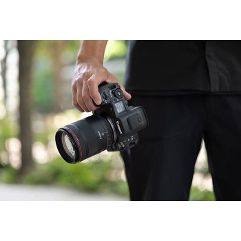 Canon-RF-85mm-f1-4L-VCM-9