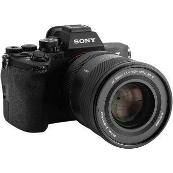 Viltrox-AF-50mm-f1-4-FE-9
