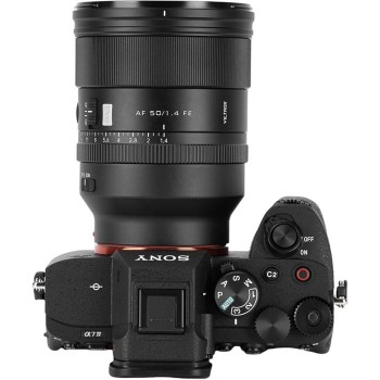 Viltrox-AF-50mm-f1-4-FE-10
