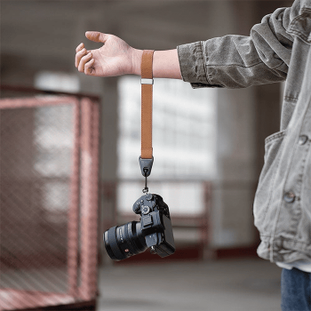 Day-deo-may-anh-PGYTECH-Camera-Wrist-Strap-4